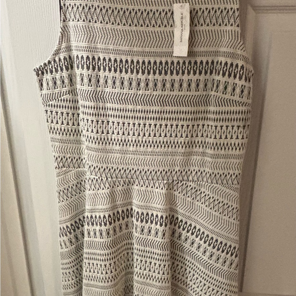 Banana Republic White and Gray Fit and Flare Knee-Length Dress